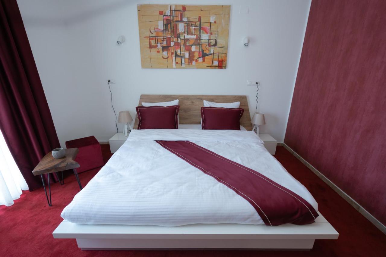 Austrian Palace Hotel Skopje Bagian luar foto