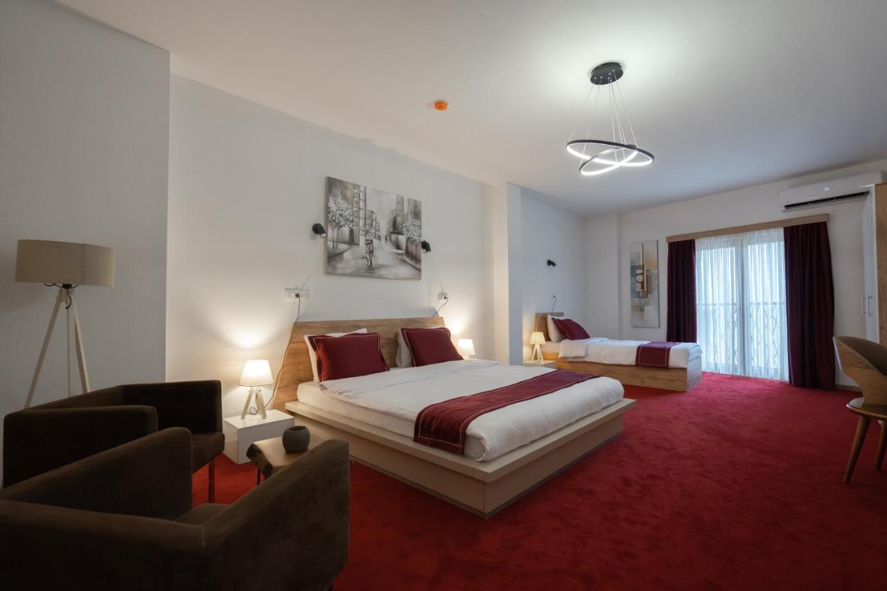 Austrian Palace Hotel Skopje Bagian luar foto