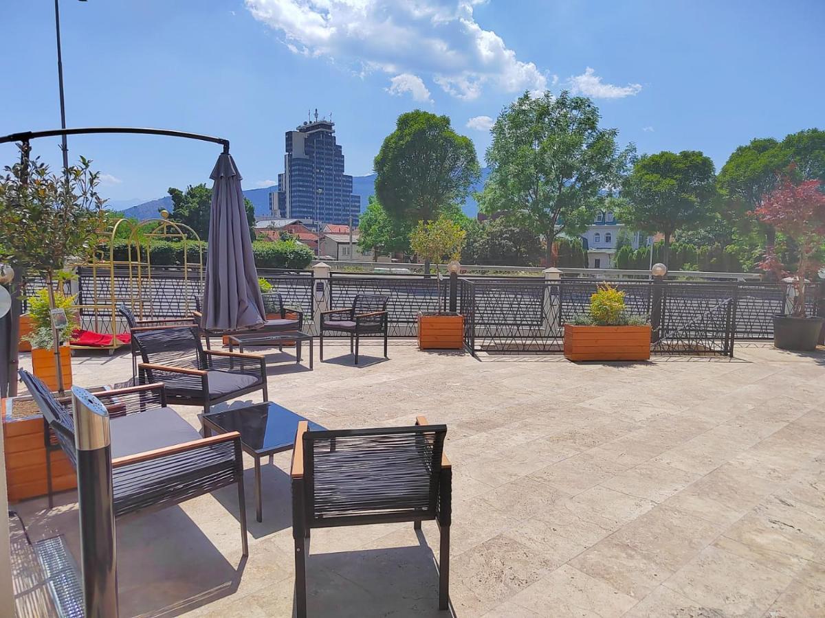 Austrian Palace Hotel Skopje Bagian luar foto