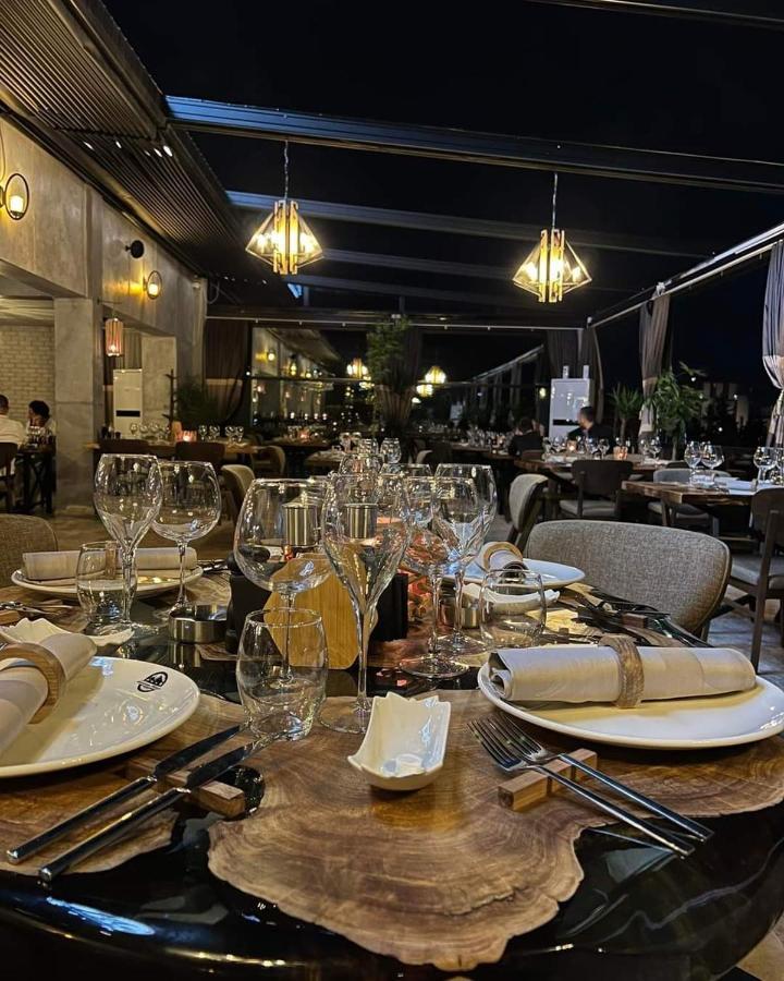 Austrian Palace Hotel Skopje Bagian luar foto